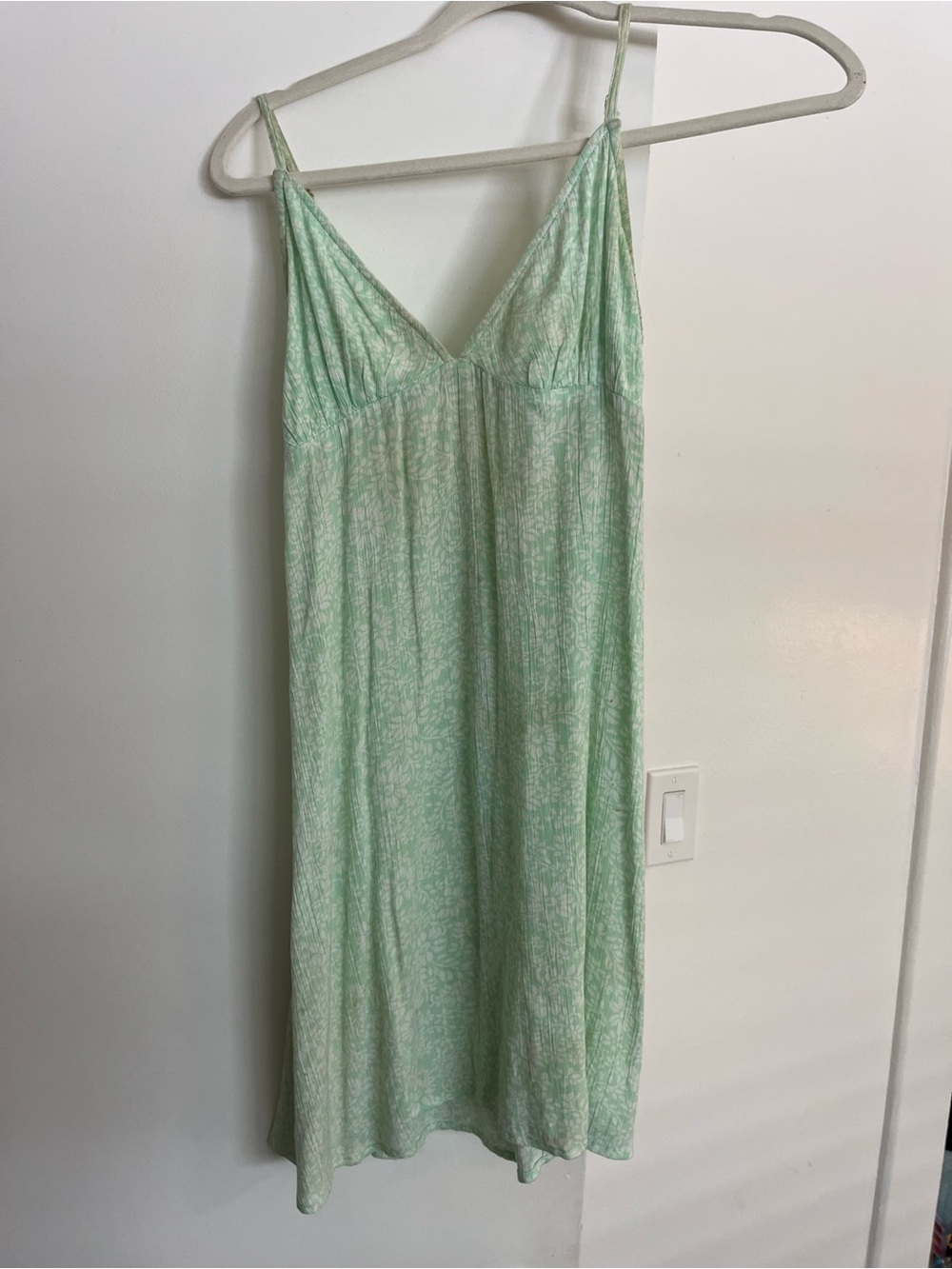 Billabong Women's Mint Green Lace-Print Sleep Slip